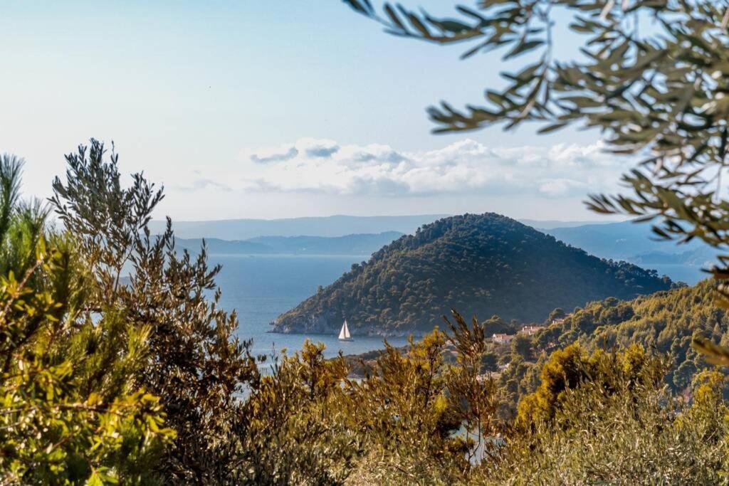 Nina-Myrtia Countryside House Skopelos Ditropo Exteriör bild