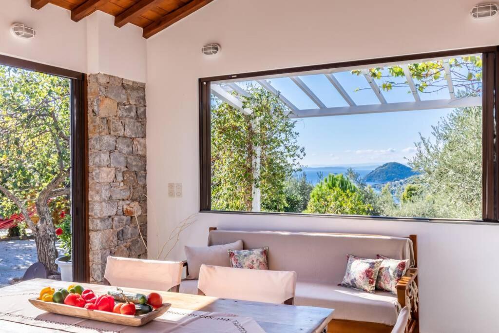 Nina-Myrtia Countryside House Skopelos Ditropo Exteriör bild