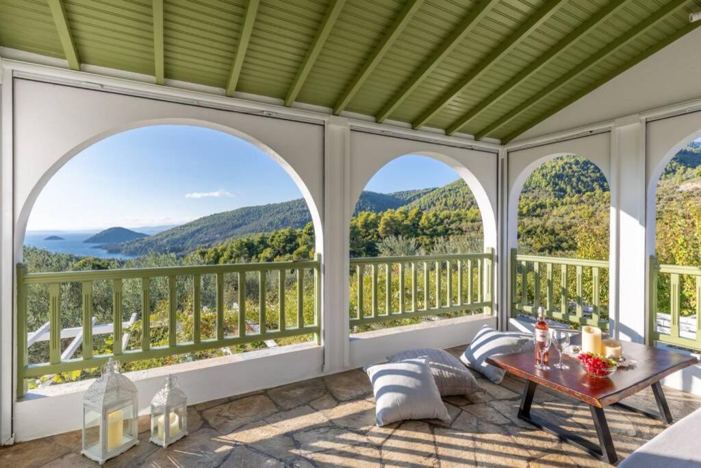 Nina-Myrtia Countryside House Skopelos Ditropo Exteriör bild