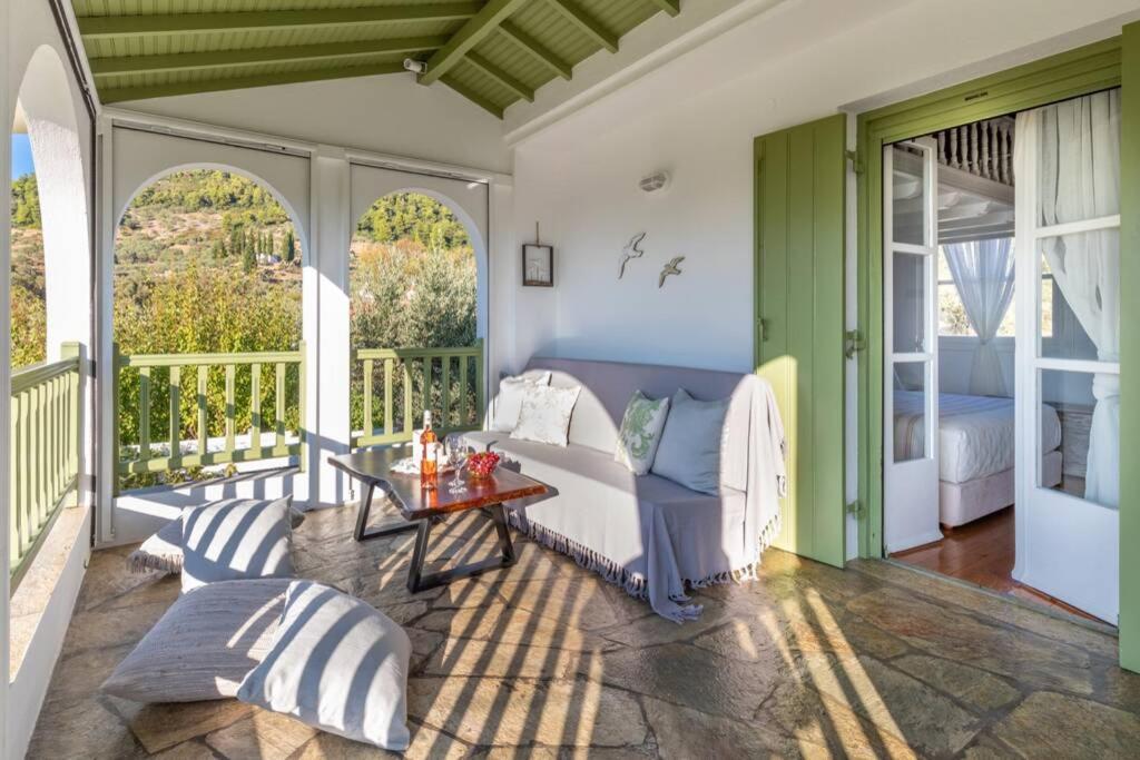 Nina-Myrtia Countryside House Skopelos Ditropo Exteriör bild